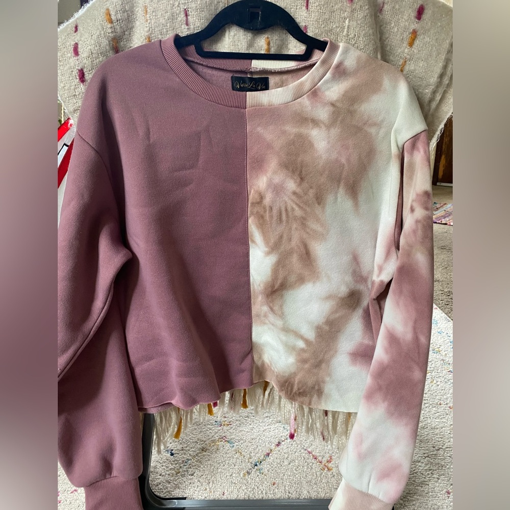 Super cute mauve sweatsuit. Size small